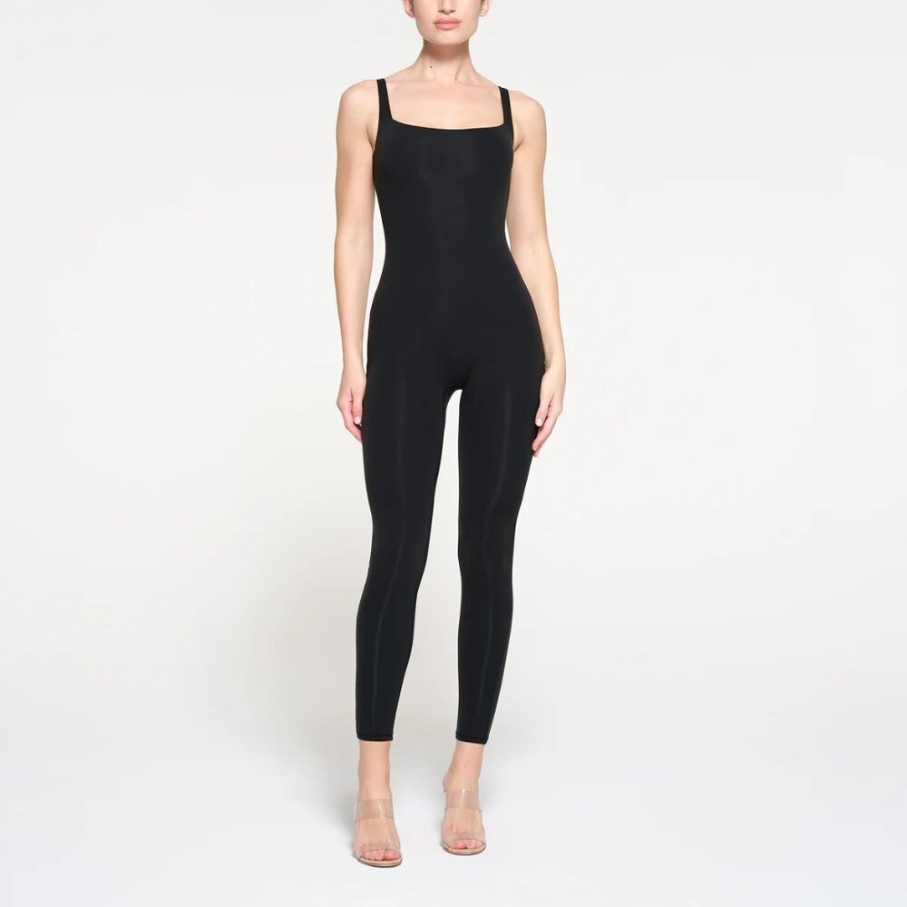 SKIMS SQUARE NECK LOW BACK CATSUIT